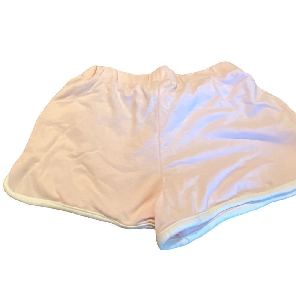 pink Rose size medium gym shirts great condition cute color and style